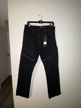 Black Premium Moto Style Zippered Denim Jeans